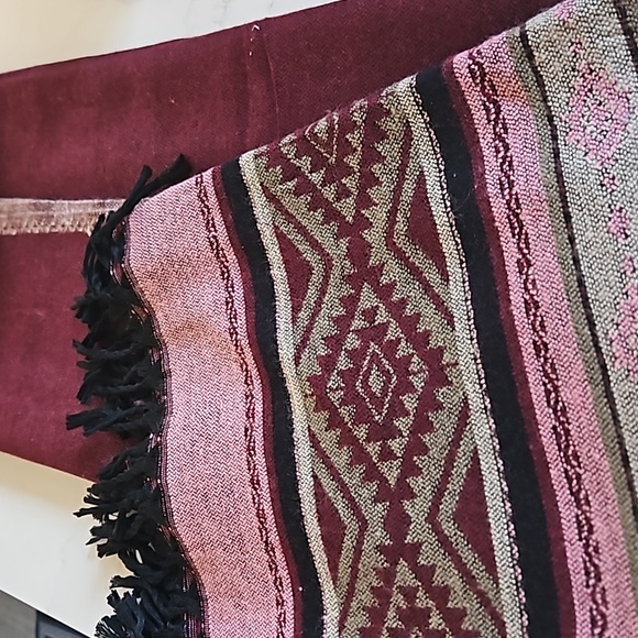 Yak Wool Blend Scarf - Picture 4 of 4